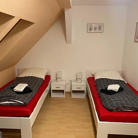 Daire Wieko Leibnizstr. H3, Dg Rechts